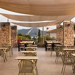 Hotel Achilles Hill 3*