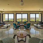 Achilles Hill Hotel 3*