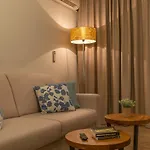 Achilles Hill Hotel