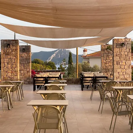 Hotel Achilles Hill 3*