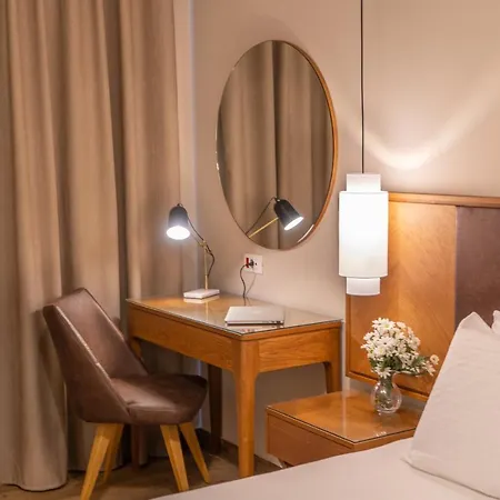 Achilles Hill 3* Methoni (Messenia)