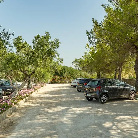 Achilles Hill 3* Methoni (Messenia)