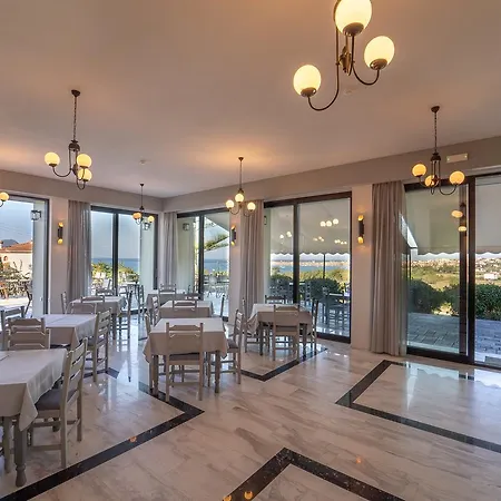 Achilles Hill Hotel 3*